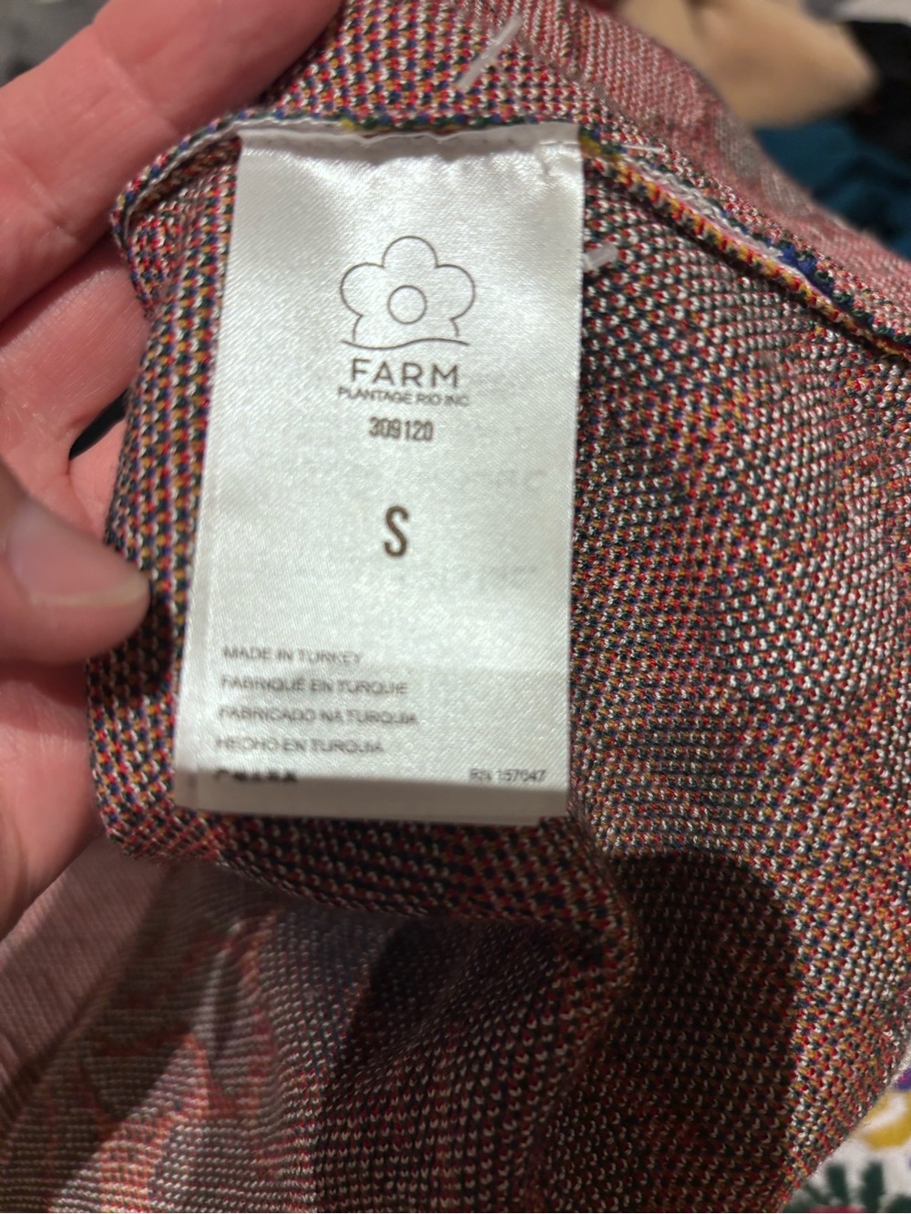 FARM Rio Multicolor Daisy V‑Neck Button Cardigan - Picture 5 of 6
